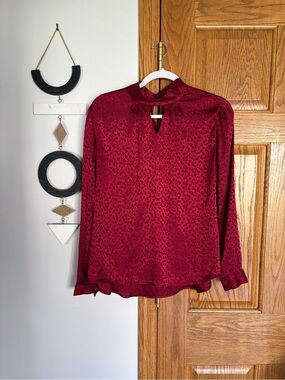 Roz & Ali Burgundy Satin Keyhole Blouse